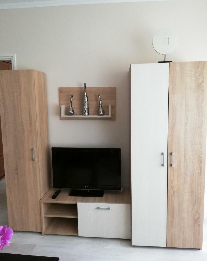 Strandfürdő Apartman Eger Exterior foto